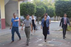 寶安區教育局副局長范培川親臨標尚學校指導工作