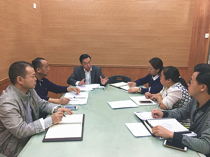 校長掛帥，齊抓共管防“校園欺凌”——深圳市龍華中英文實(shí)驗(yàn)學(xué)校召開校園欺凌專項(xiàng)工作會(huì)議