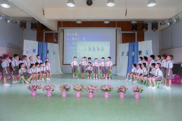 濃濃二幼情，師恩伴我行！—公明二幼大班畢業典禮！