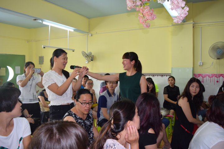 家長講座“家長如何培養小班孩子的良好習慣”