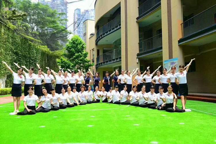 “春暉遍四方，師恩日月長“——溪山幼兒園慶祝教師節(jié)活動