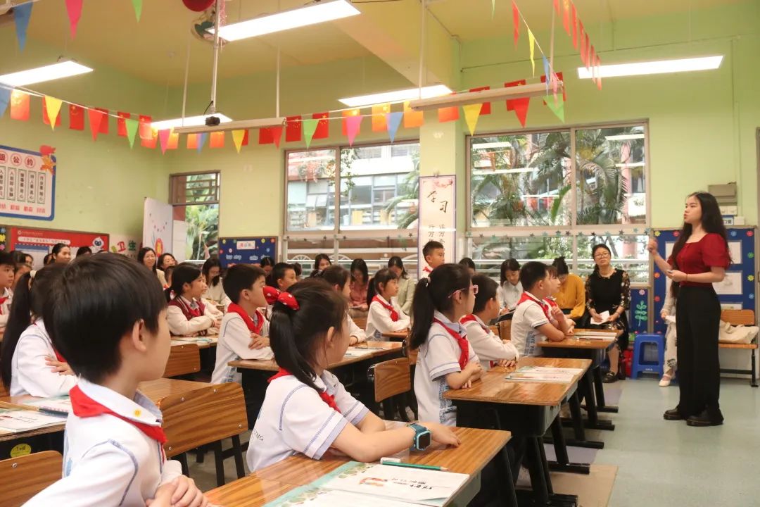 以漢字之涵養，育學子之美德——記民治中學教育集團民順小學與龍華中英文實驗學校“漢字德育”交流活動